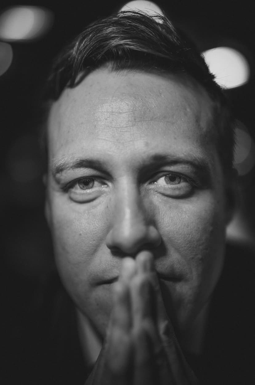 Álvaro's portrait in natural light